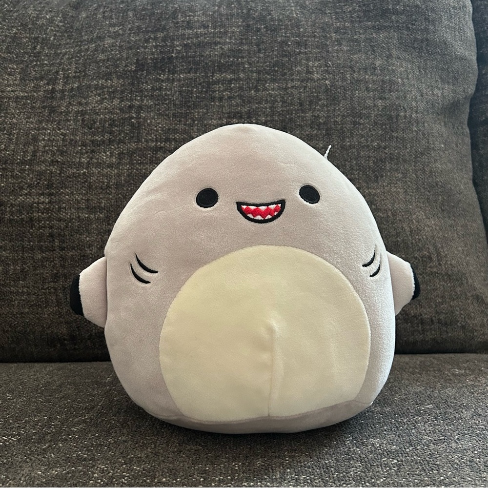 Gordon 8 Inch Squishmallow NWT